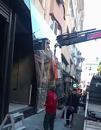Kadıköy Keskin Cam Kapı ve Vitrin Projemiz